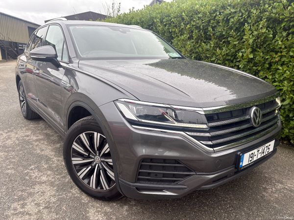 Volkswagen Touareg SUV, Diesel, 2019, Grey