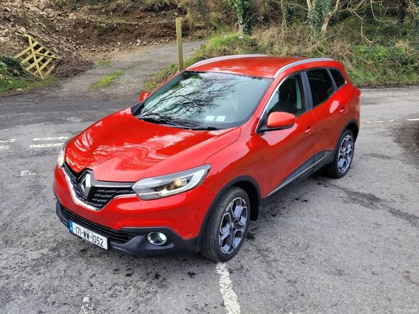 Renault Kadjar SUV, Diesel, 2017, Red