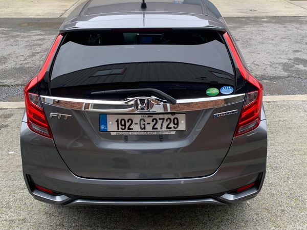 Honda Fit Hatchback, Petrol Hybrid, 2019, Grey