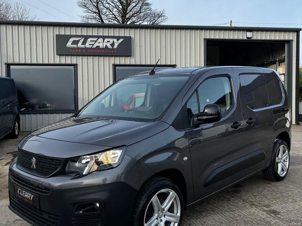 Peugeot Partner MPV, Diesel, 2022, Grey