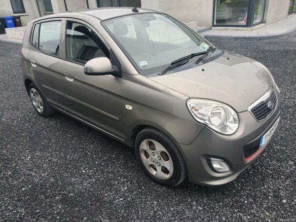 Kia Picanto Hatchback, Petrol, 2011, Silver