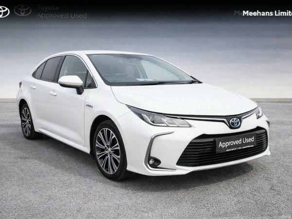 Toyota Corolla Saloon, Petrol Hybrid, 2020, White