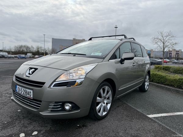 Peugeot 5008 MPV, Diesel, 2013, Grey