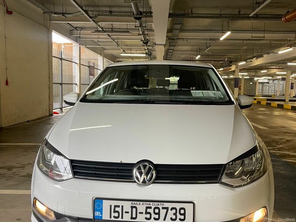 Volkswagen Polo Hatchback, Petrol, 2015, White