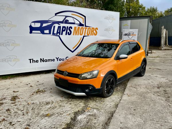 Volkswagen Polo Hatchback, Petrol, 2011, Orange