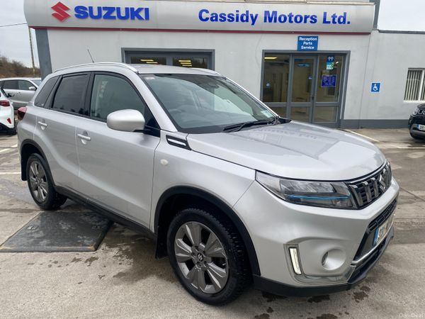 Suzuki Vitara SUV, Petrol Hybrid, 2023, Grey