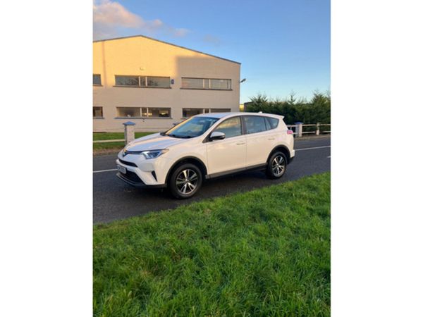 Toyota RAV4 MPV, Diesel, 2016, White
