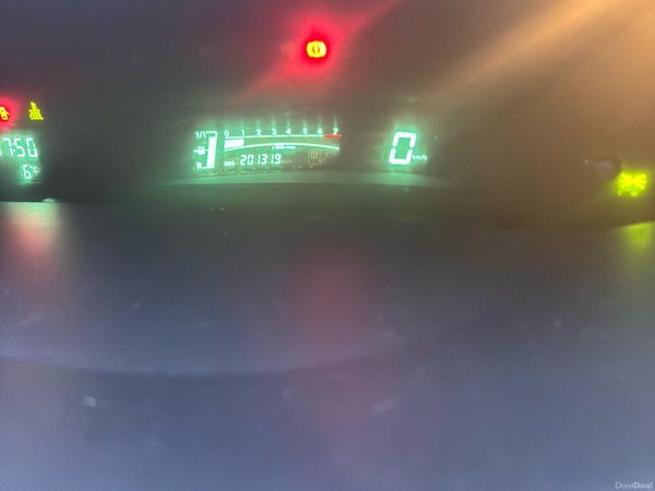 Toyota Yaris Hatchback, Petrol, 2008, Silver