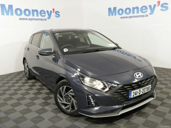 Hyundai i20 Hatchback, Petrol, 2024, Grey