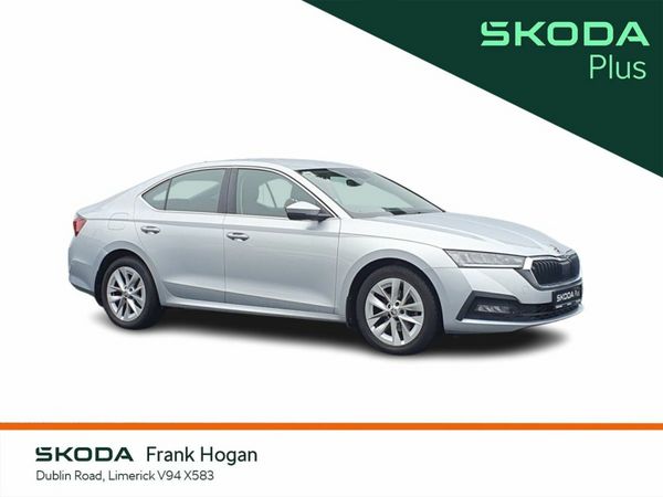 Skoda Octavia Saloon, Petrol, 2022, Grey