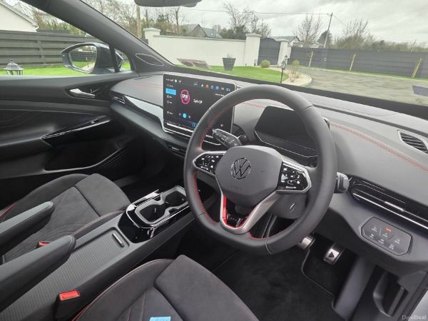 Volkswagen ID.5 Estate/Jeep, Electric, 2025, Grey