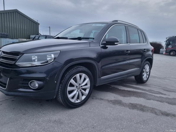 Volkswagen Tiguan SUV, Diesel, 2014, Black