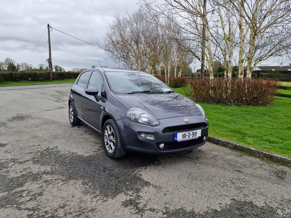 Fiat Punto MPV, Petrol, 2018, Grey