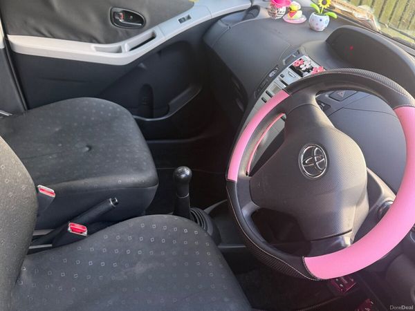 Toyota Yaris Hatchback, Petrol, 2008, Black