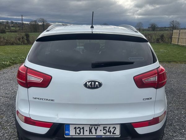 Kia Sportage SUV, Diesel, 2013, White