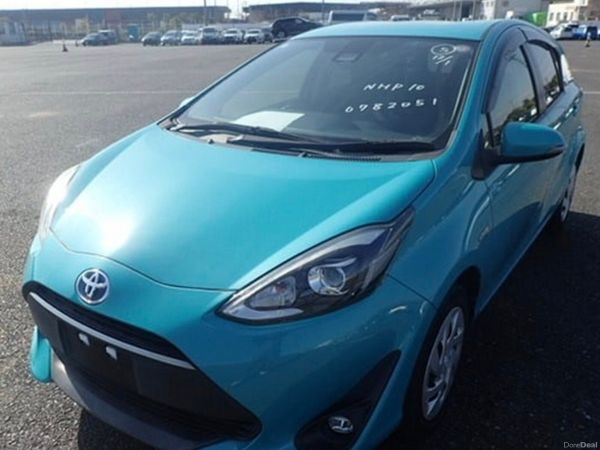Toyota Aqua Hatchback, Petrol Hybrid, 2018, Blue