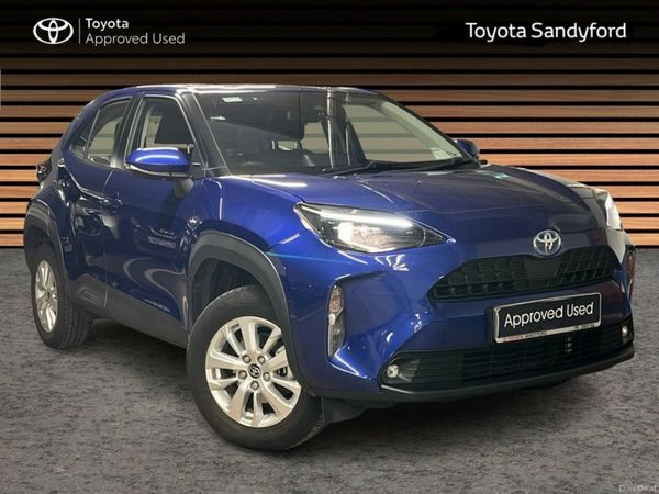 Toyota Yaris Cross Hatchback, Petrol Hybrid, 2023, Blue