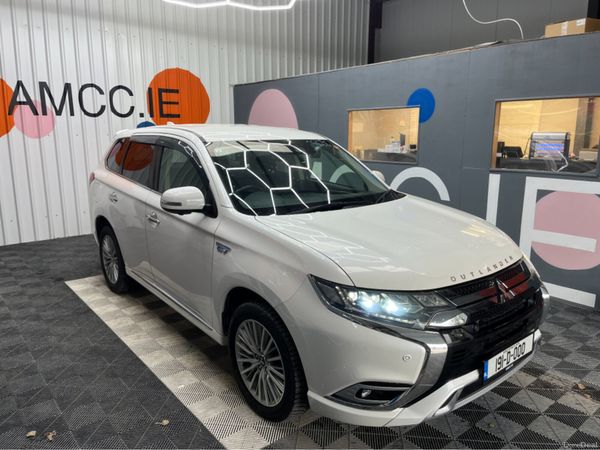Mitsubishi Outlander SUV, Petrol Plug-in Hybrid, 2019, White