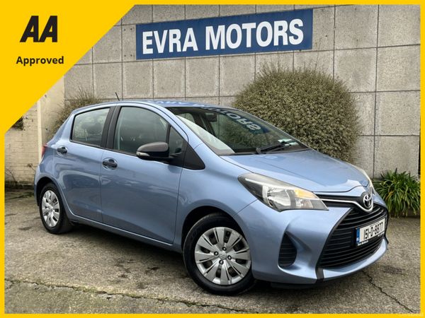 Toyota Yaris Hatchback, Petrol, 2015, Blue