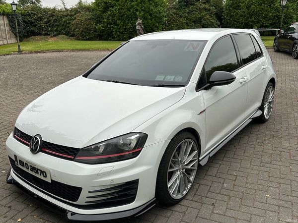 Volkswagen Golf Estate, Petrol, 2015, White