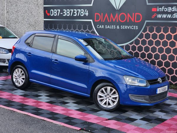 Volkswagen Polo Hatchback, Petrol, 2011, Blue