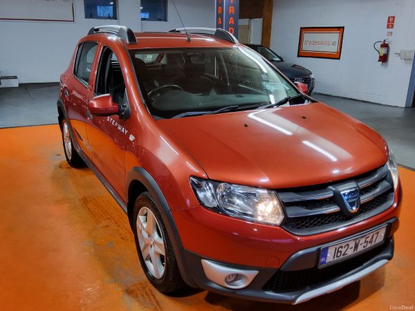 Dacia Sandero Stepway Hatchback, Diesel, 2016, Red