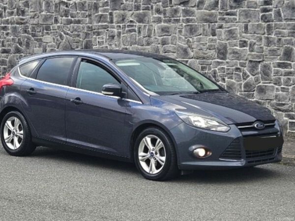 Ford Focus Hatchback, Diesel, 2012, Grey