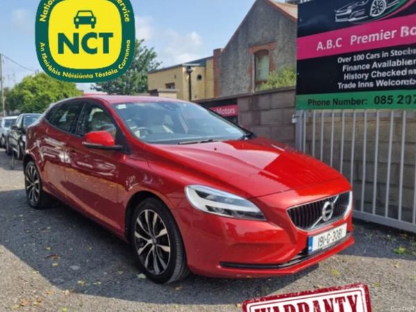 Volvo V40 Estate, Petrol, 2019, Orange