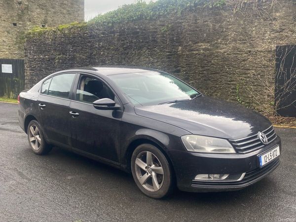 Volkswagen Passat Saloon, Diesel, 2012, Black