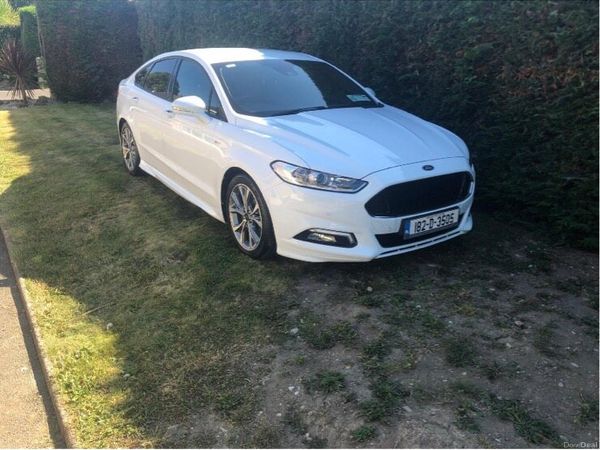 Ford Mondeo Hatchback, Diesel, 2018, White