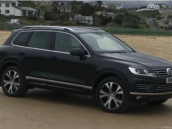 Volkswagen Touareg SUV, Diesel, 2016, Black