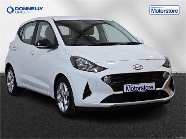 Hyundai i10 Hatchback, Petrol, 2020, White