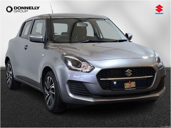 Suzuki Swift Hatchback, Petrol, 2023, Silver