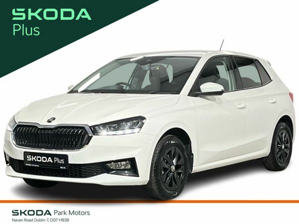 Skoda Fabia Hatchback, Petrol, 2025, White