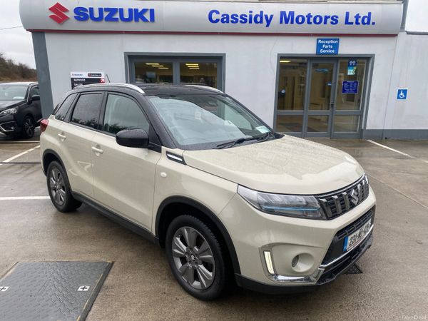 Suzuki Vitara SUV, Petrol, 2023, White