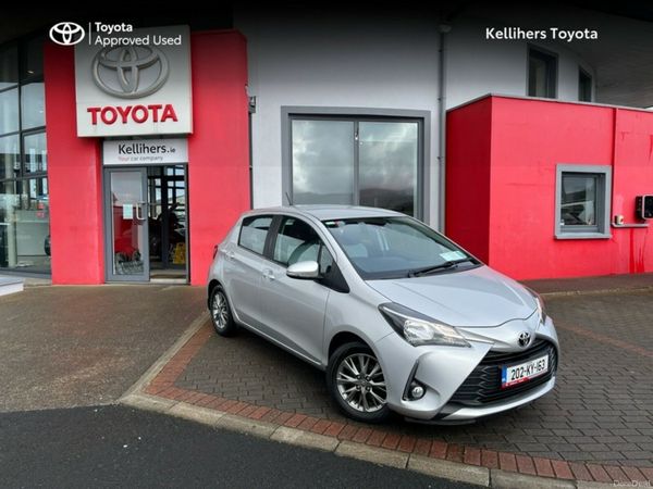 Toyota Yaris Hatchback, Petrol, 2020, Silver