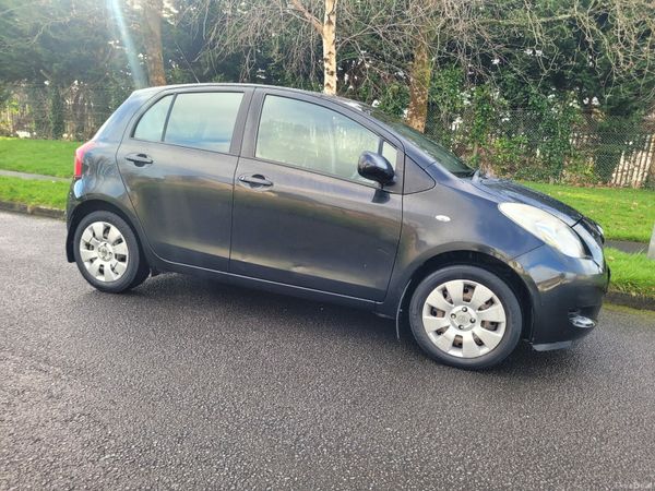 Toyota Yaris Hatchback, Petrol, 2008, Black