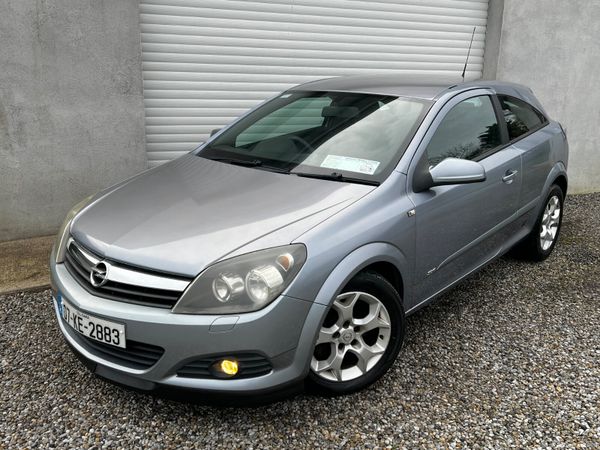 Opel Astra Hatchback, Petrol, 2007, Silver