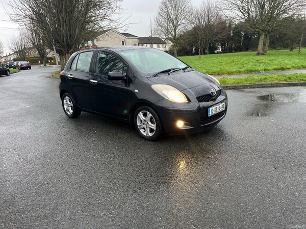 Toyota Yaris Hatchback, Petrol, 2010, Black