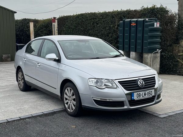Volkswagen Passat Saloon, Diesel, 2008, Silver