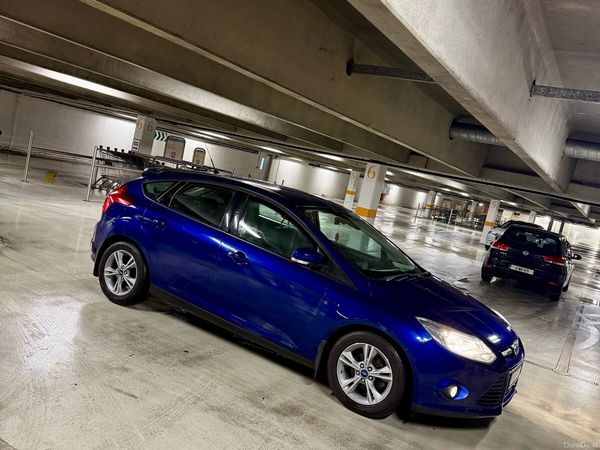 Ford Focus Hatchback, Diesel, 2014, Blue