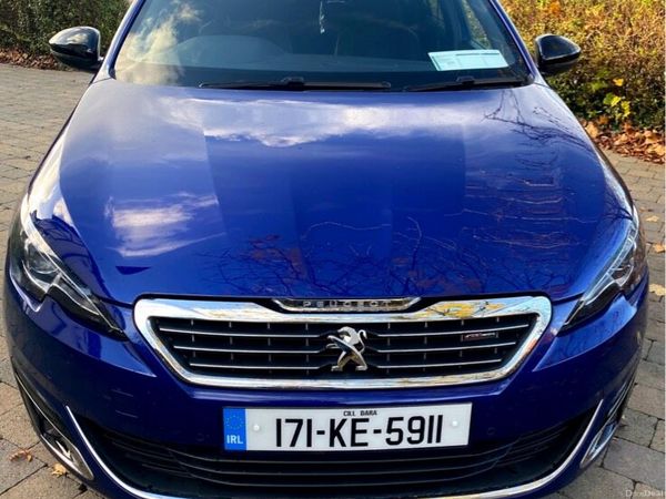 Peugeot 308 Hatchback, Diesel, 2017, Blue
