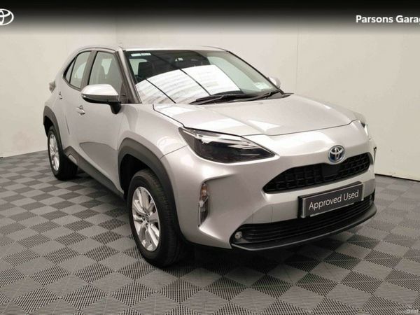 Toyota Yaris Cross Hatchback, Petrol Hybrid, 2024, Grey