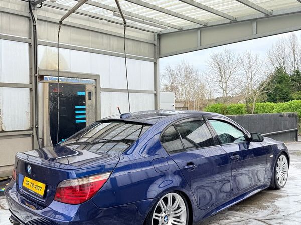 BMW 5-Series Saloon, Diesel, 2008, Blue