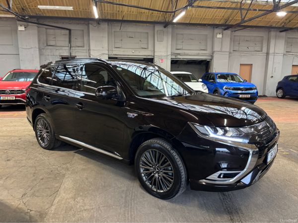 Mitsubishi Outlander Estate, Petrol Plug-in Hybrid, 2019, Black