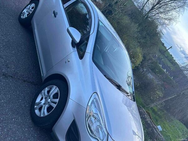 Vauxhall Corsa Hatchback, Petrol, 2011, Silver