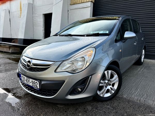 Opel Corsa Hatchback, Petrol, 2013, Silver