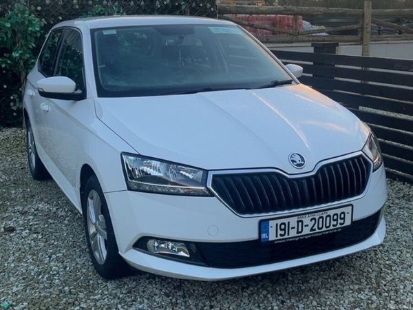 Skoda Fabia Hatchback, Petrol, 2019, White