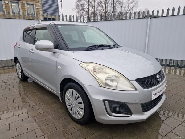 Suzuki Swift Hatchback, Petrol, 2013, Silver