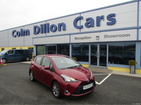 Toyota Yaris Hatchback, Petrol, 2018, Red